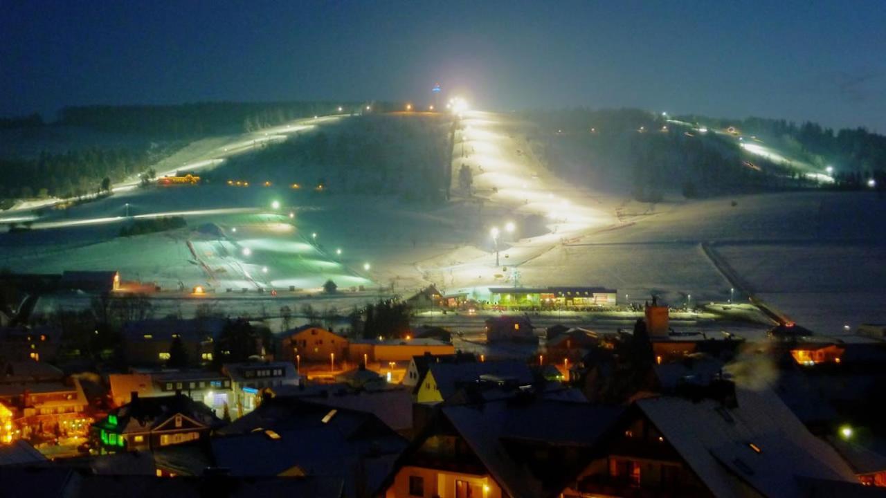 Quartier12 "Ski In & Bike Out" - Fewo Berg Willingen  Eksteriør billede